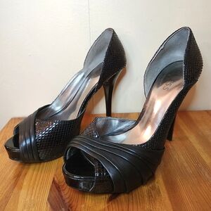 Guess Black Stiletto Heels with D'Orsay Cut